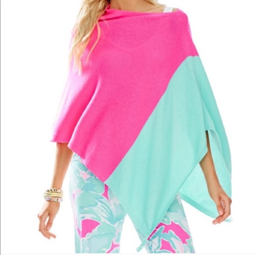 Lilly Pulitzer Kinnon Wrap/poncho.